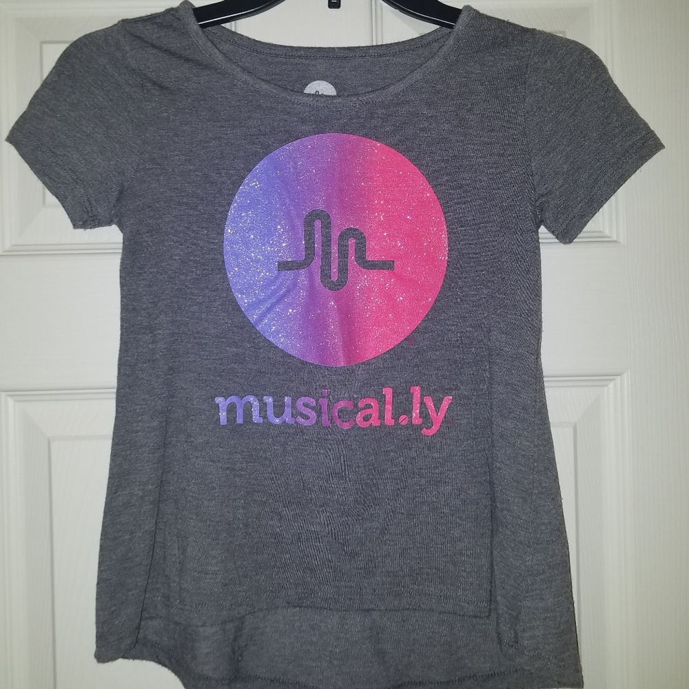 Girls t shirt